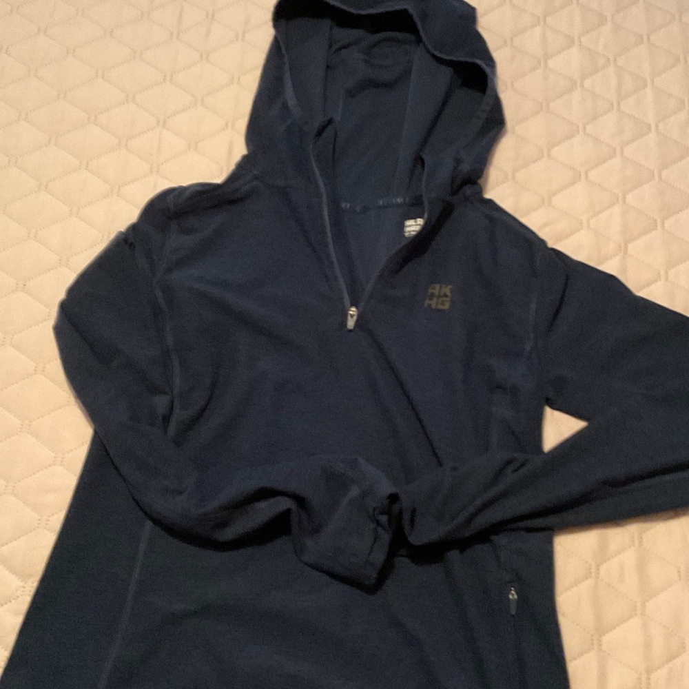 Duluth Trading Co Deep Blue Half-Zip Hoodie
